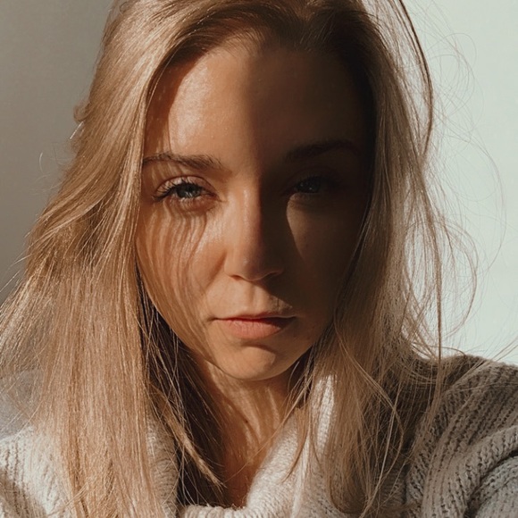 Meet your Posher, Meredith - Picture 1 of 1